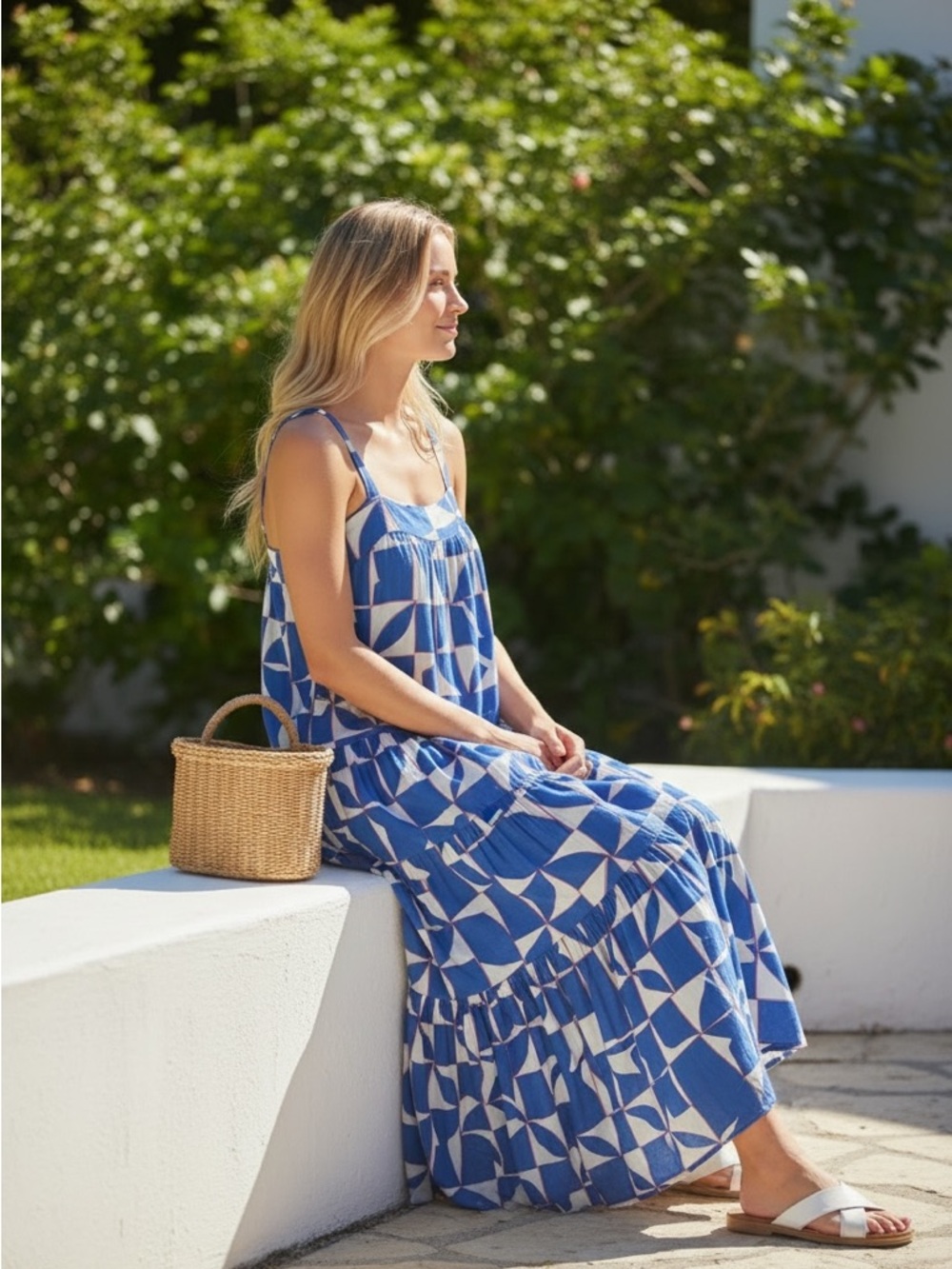 Women's Blue Geometric Tiered Maxi Dress - Picture 2 of 11
